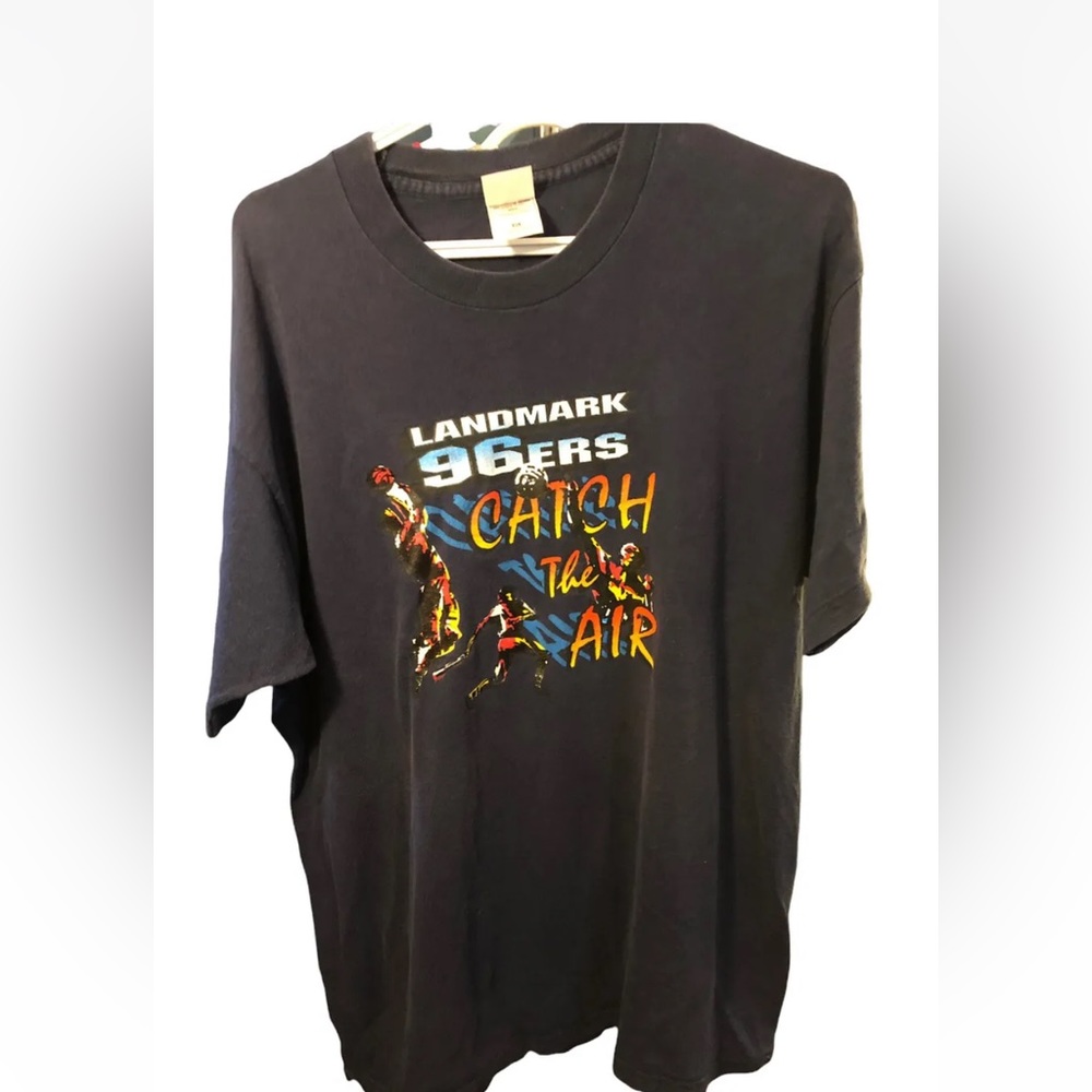 Vintage Landmark 96ers Catch the Air T-Shirt Basketball XL
